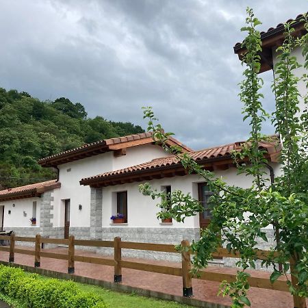 Apartamentos La Presa El Molin กังกัส เด โอนิส ภายนอก รูปภาพ