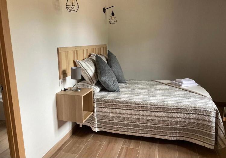 Apartamentos La Presa El Molin กังกัส เด โอนิส ภายนอก รูปภาพ